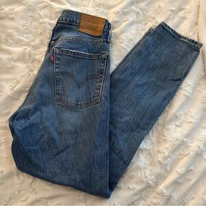 Levi’s Wedgie Jeans